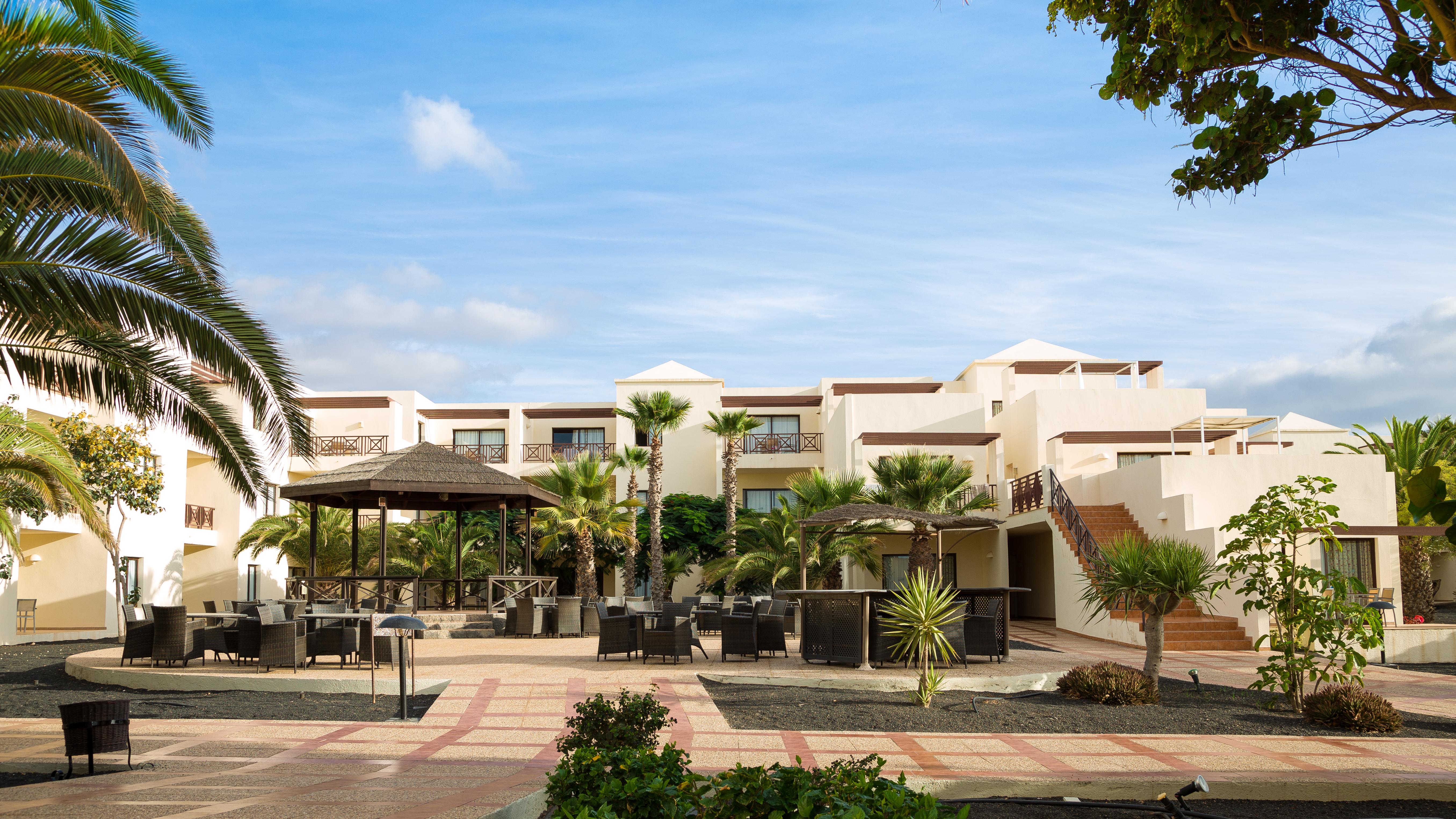 Vitalclass Lanzarote Resort (Adults Only) Costa Teguise Exterior photo