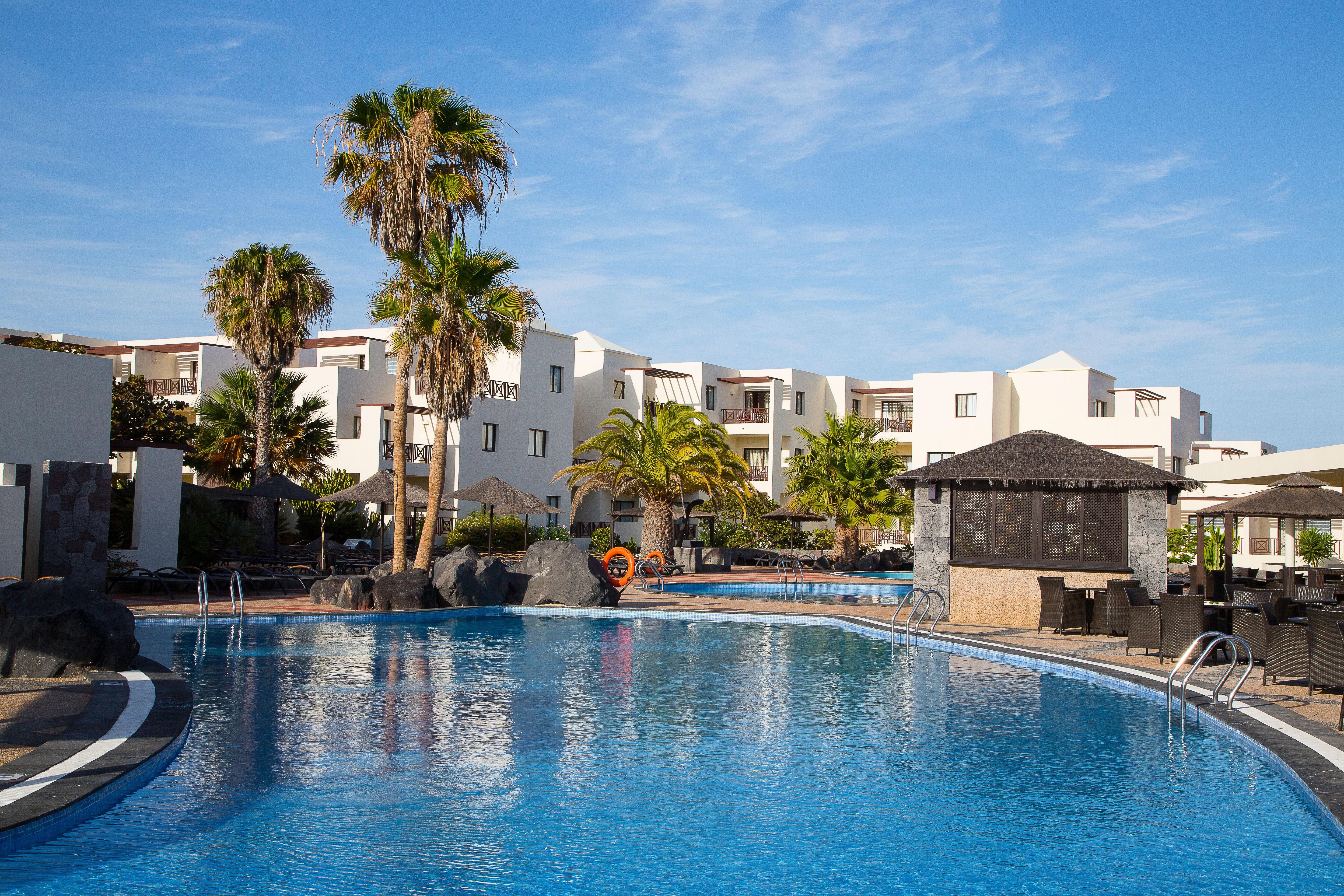 Vitalclass Lanzarote Resort (Adults Only) Costa Teguise Exterior photo