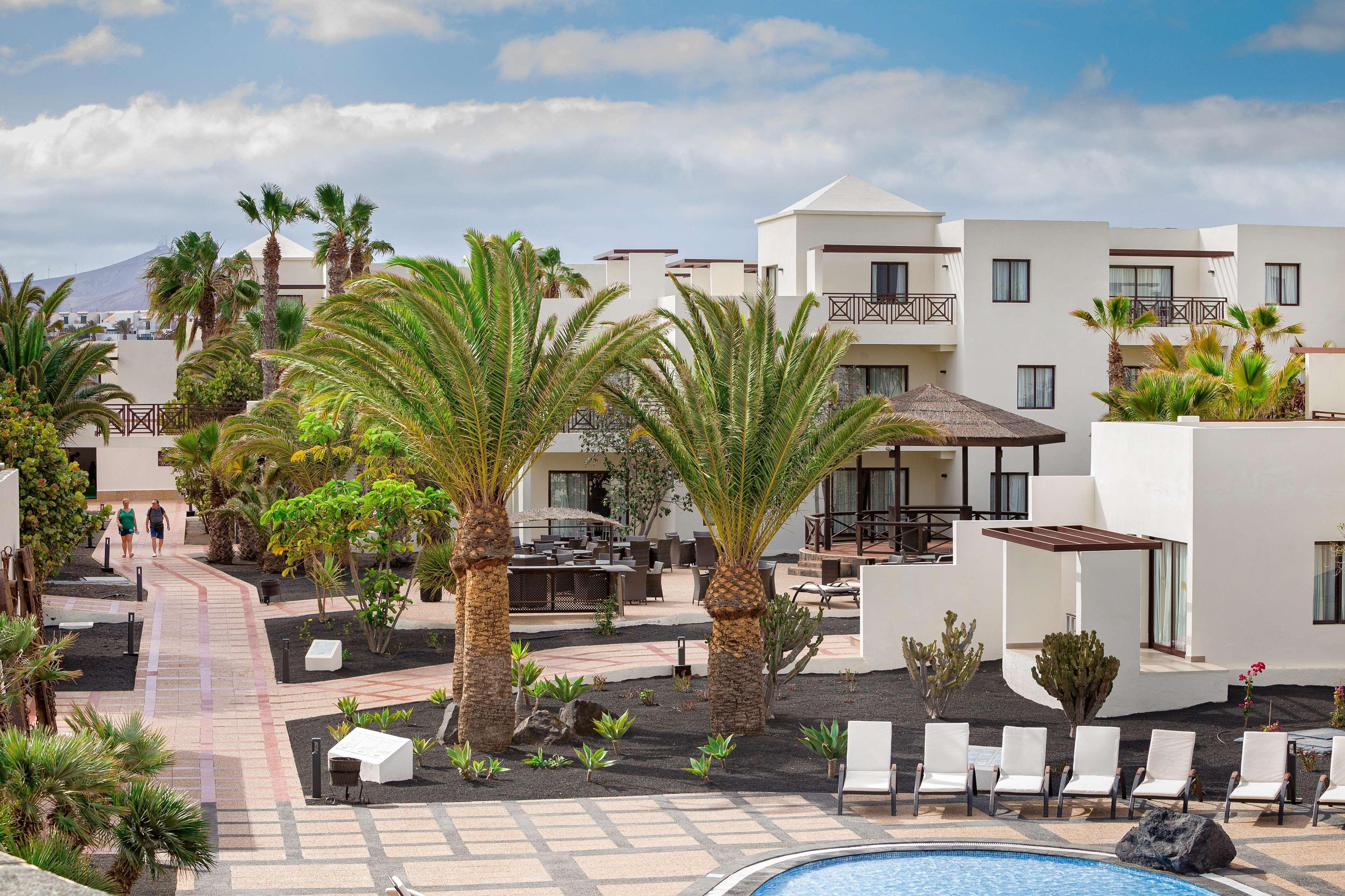 Vitalclass Lanzarote Resort (Adults Only) Costa Teguise Exterior photo